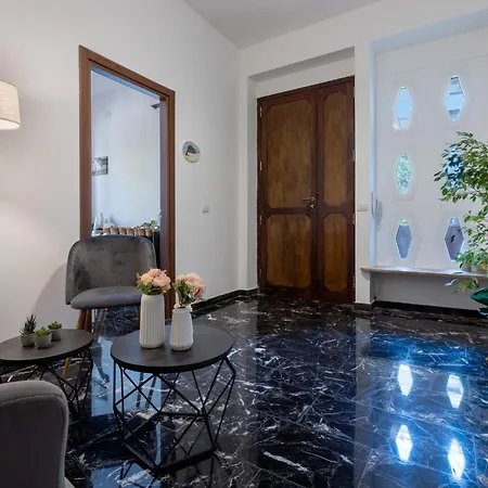 Hesa House Penzion Cagliari