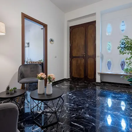 Hesa House Penzion