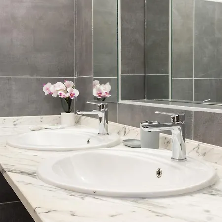 Гостевой дом Hesa House 3*