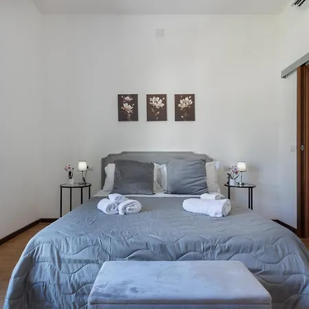 Hesa House 4*