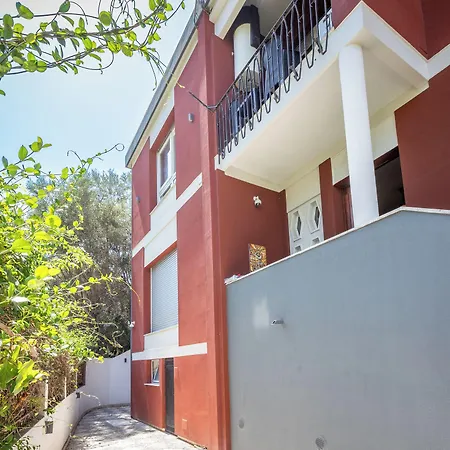 Hesa House