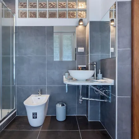 Гостевой дом Hesa House Кальяри